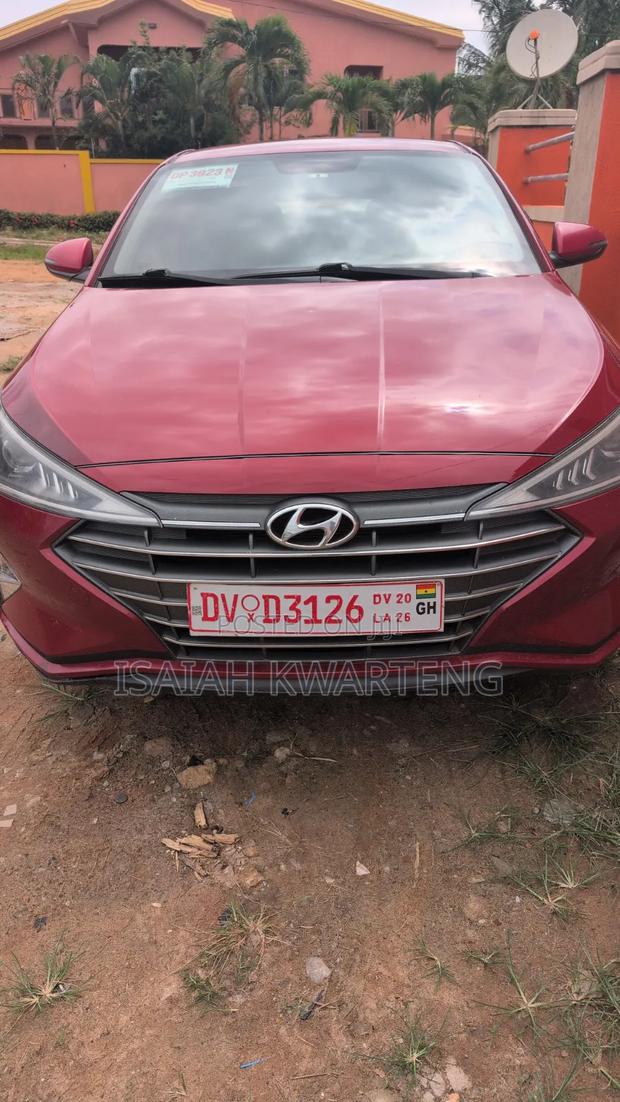 Hyundai Elantra 2019 Red