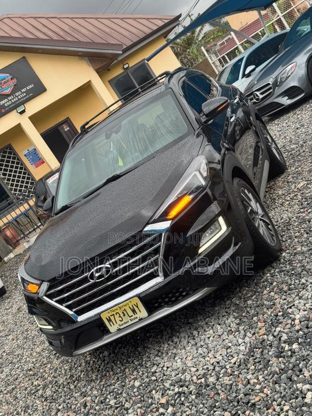 Hyundai Tucson 2021 Black