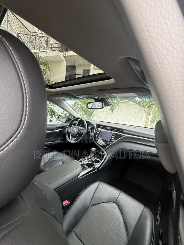 Toyota Camry XSE FWD (2.5L 4cyl 8AM) 2018 Blue