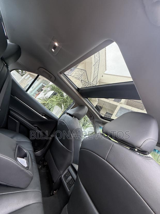 Toyota Camry XSE FWD (2.5L 4cyl 8AM) 2018 Blue