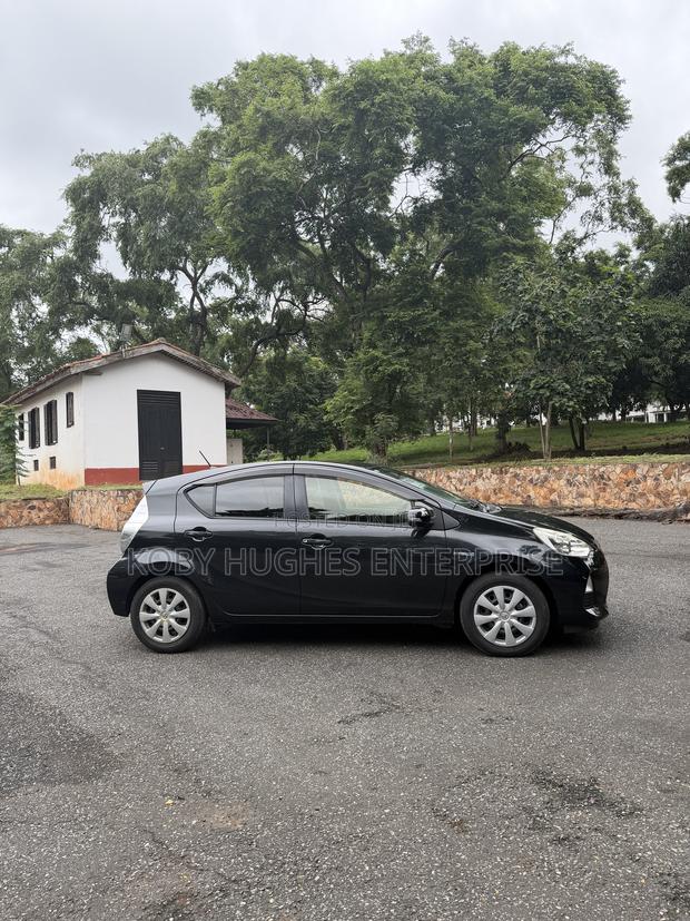 Toyota Aqua 2014 Matt Black