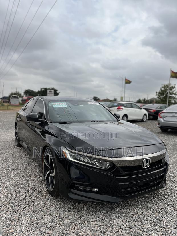 Honda Accord Sport (2.0L 4cyl Turbo 6M) 2019 Black