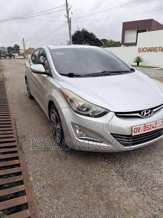 Hyundai Elantra 2014 Silver