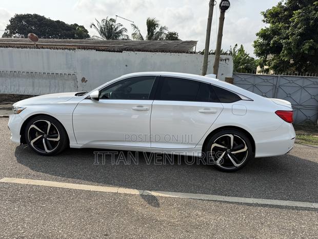 Honda Accord Sport 2.0T 2020 White