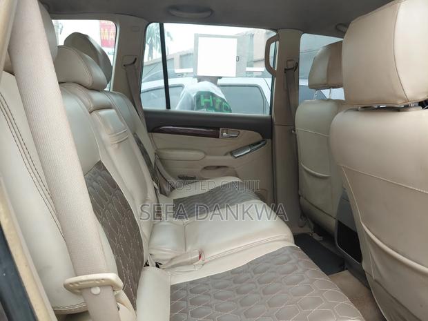 Toyota Land Cruiser Prado 2007 Gray