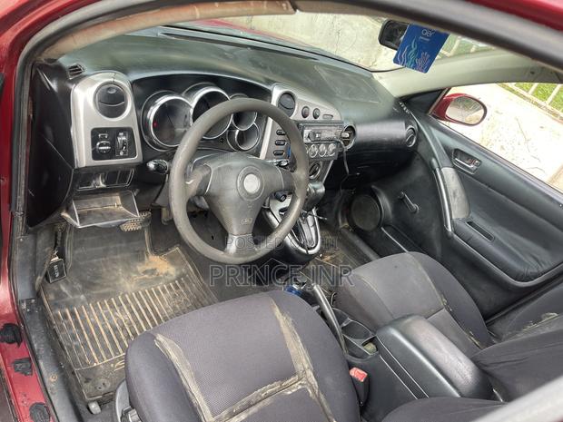 Pontiac Vibe Automatic 2004 Red
