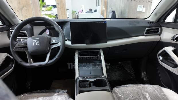 New BYD Yuan Up 2025 Silver