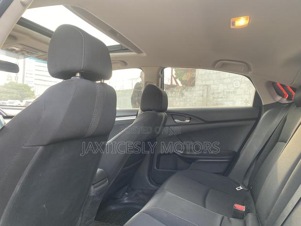 Honda Civic EX 4dr Sedan (2.0L 4cyl) 2017 Gray