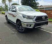 Toyota Hilux 2021 White for sale