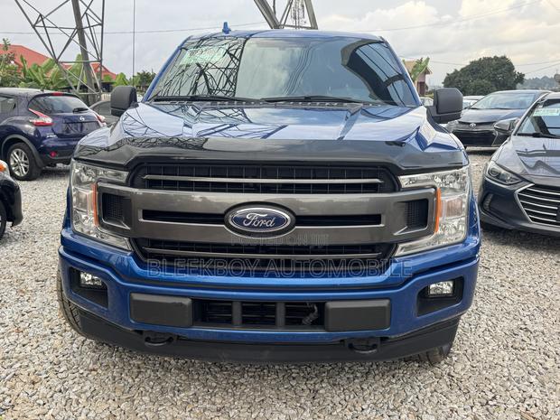 Ford F-150 2018 Blue