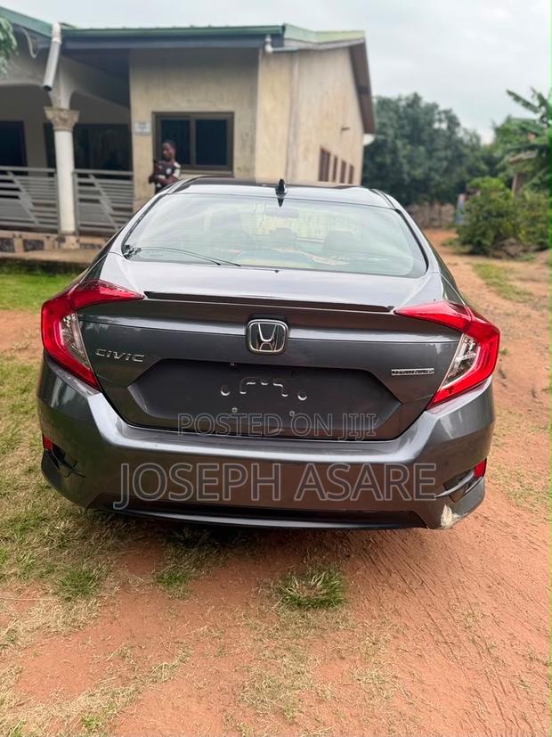 Honda Civic Touring Coupe 2018