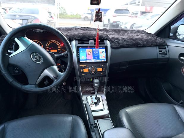 Toyota Corolla LE Special Edition 4dr Sedan (1.8L 4cyl 4A) 2013 Gray