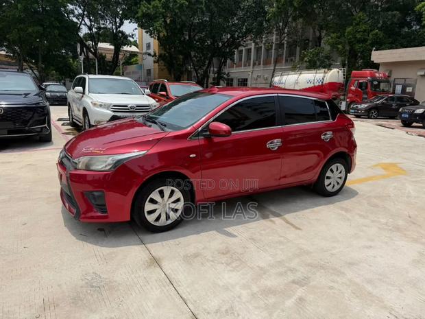 Toyota Yaris 2016 Red