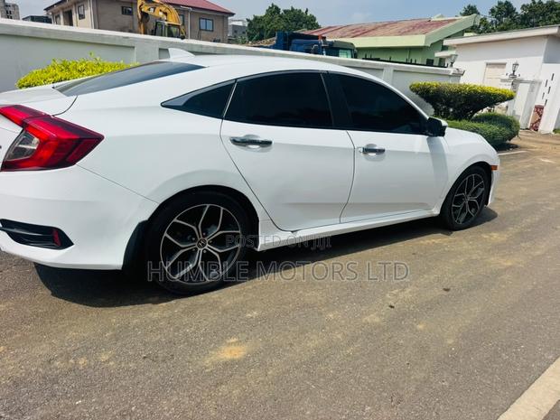 Honda Civic 2016 White