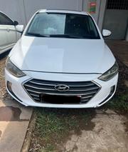 Hyundai Elantra 2017 White for sale