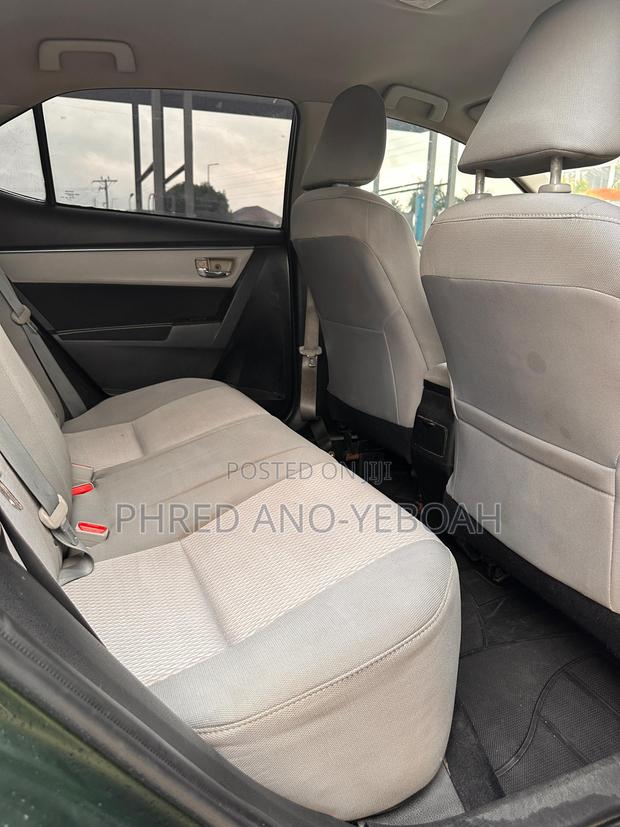 Toyota Corolla LE Eco Plus 4dr Sedan (1.8L 4cyl CVT) 2015 Green