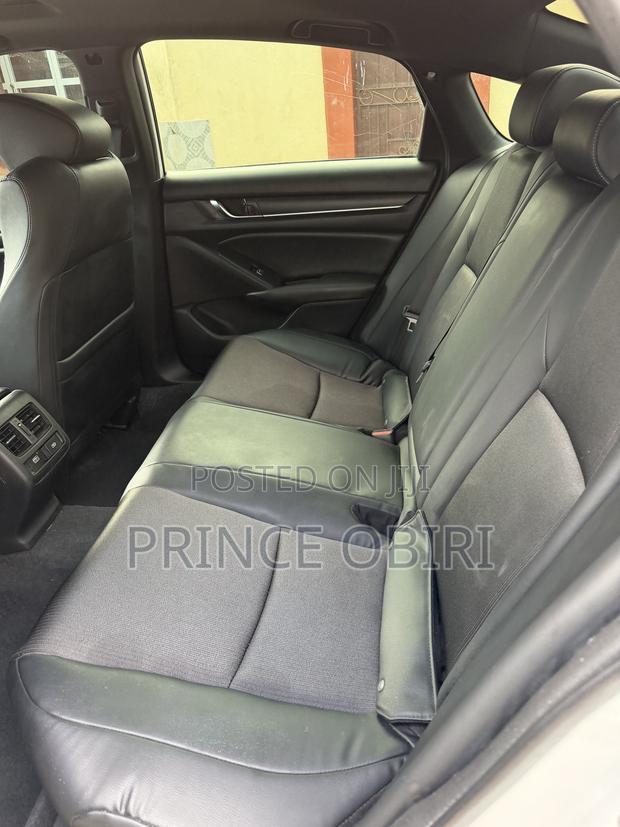 Honda Accord Sport 2.0T 2022 White