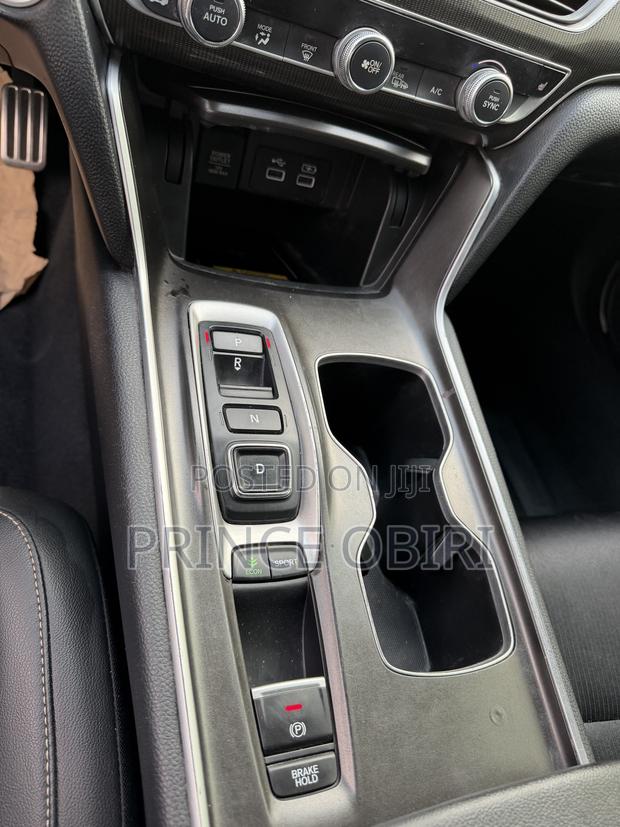 Honda Accord Sport 2.0T 2022 White