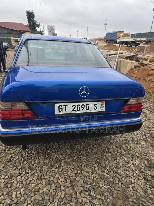 Mercedes-Benz C180 1993 Blue