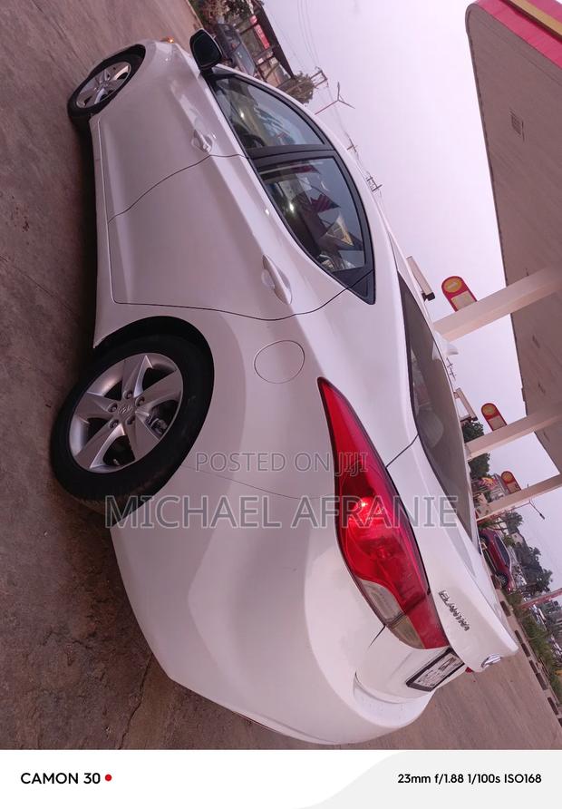 Hyundai Elantra GLS Sedan FWD (1.8L 4cyl 6A) 2013 White