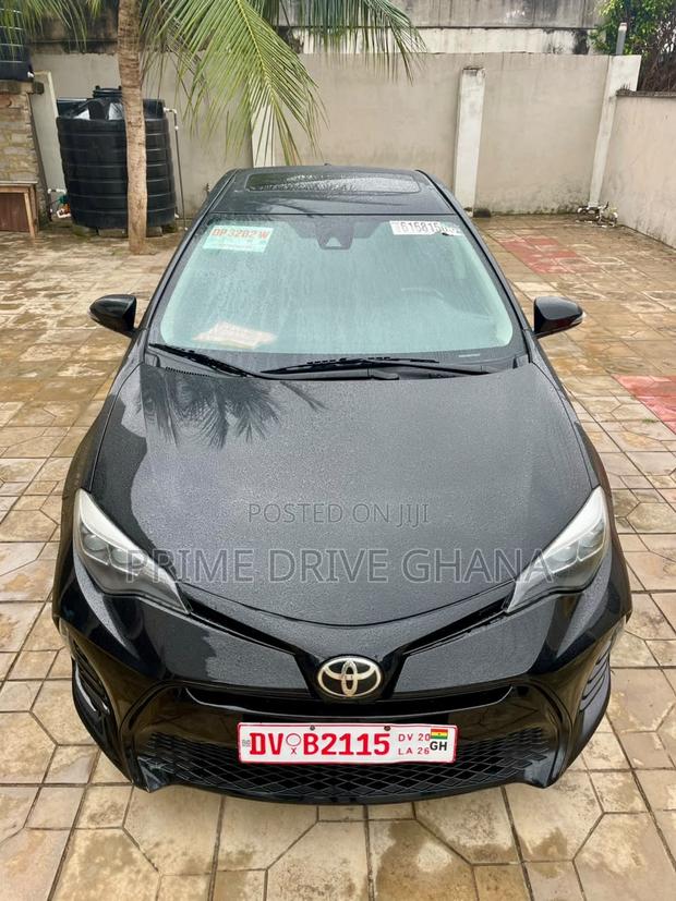 Toyota Corolla XSE (1.8L 4cyl 2A) 2018 Black