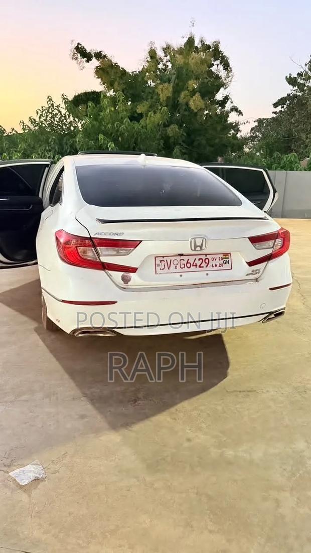 Honda Accord Hybrid 2020 White