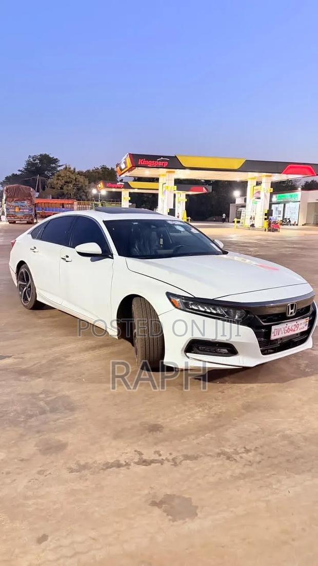 Honda Accord Hybrid 2020 White