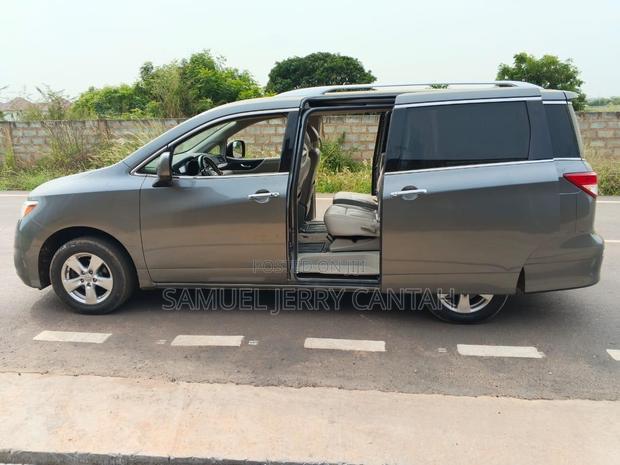 Nissan Quest SV FWD 2016 Gray