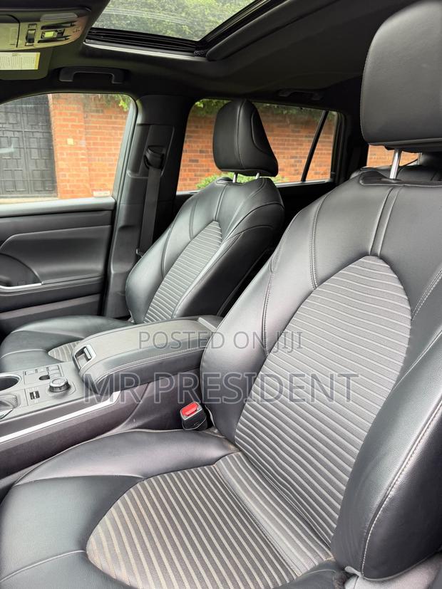 Toyota Highlander XSE AWD 2023