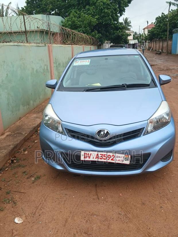 Toyota Vitz 1.5 FWD 3dr 2014 Blue
