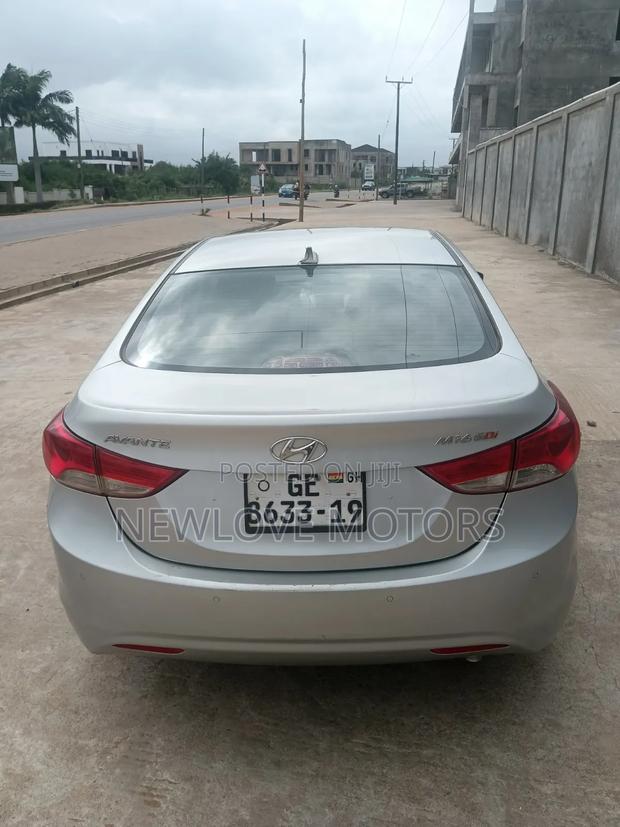 Hyundai Elantra 2013 Silver