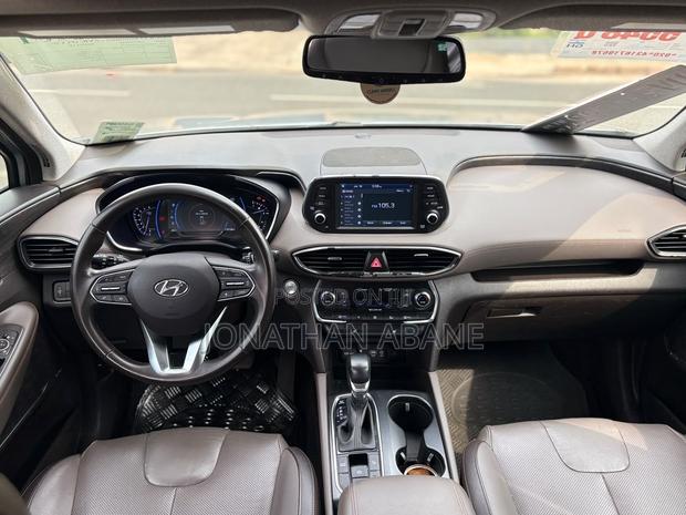 Hyundai Santa Fe 2020 Gold