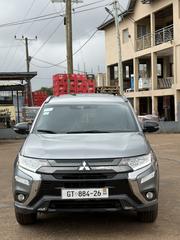 Mitsubishi Outlander SE FWD 2020 Gray for sale