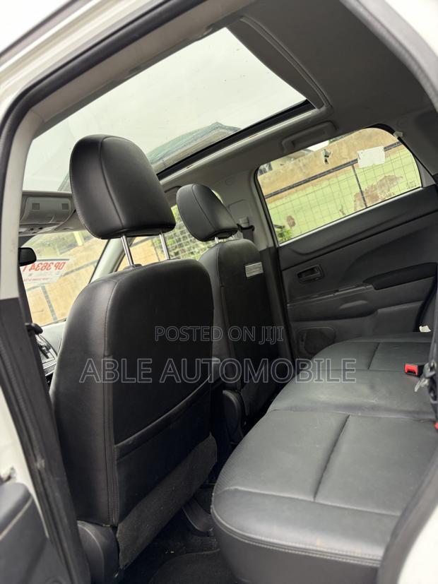 Mitsubishi Outlander Sport 2.0 ES 2016 White