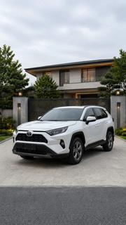 Toyota RAV4 2023 White for sale