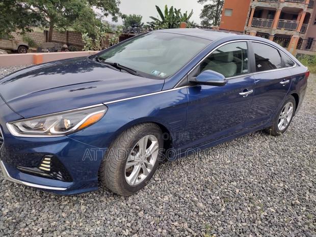 Hyundai Sonata 2018 Blue