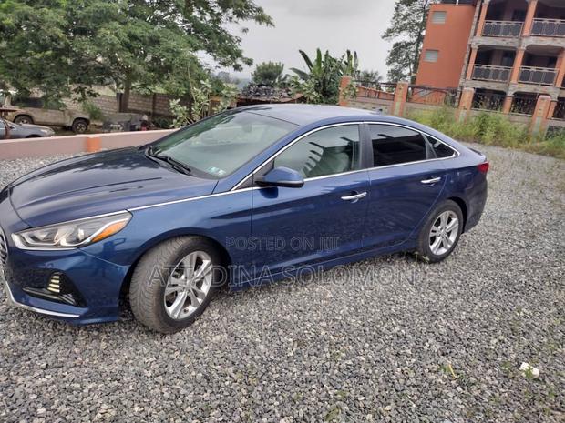 Hyundai Sonata 2018 Blue