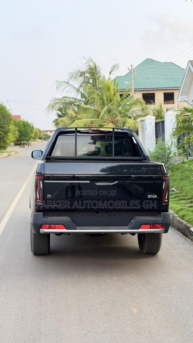 New Nissan Z9 2.3T Diesel 4WD 2025 Black
