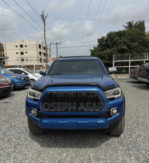 Toyota Tacoma 4dr Double Cab 2016 Blue