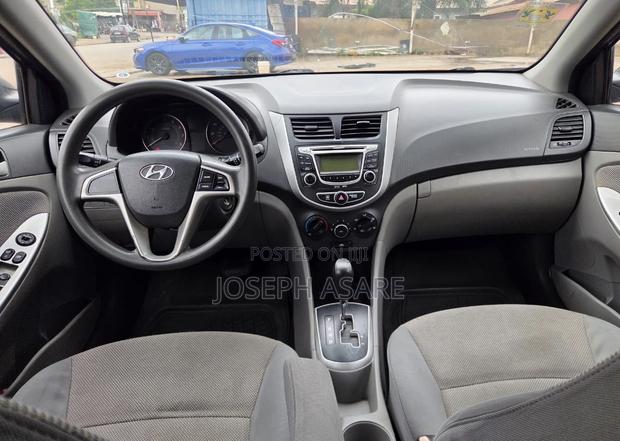 Hyundai Accent 2013 Black