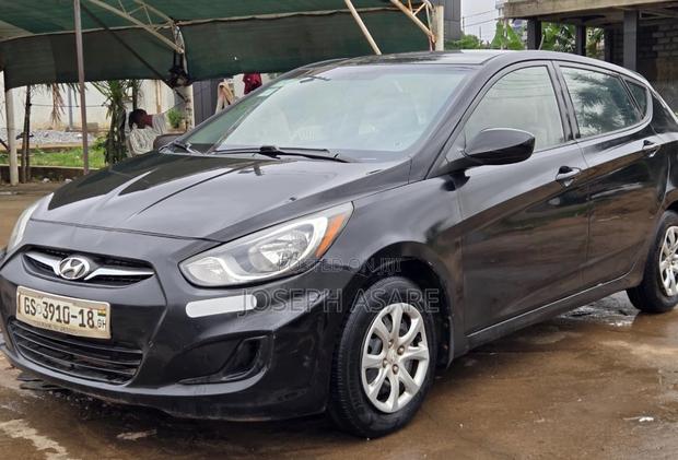 Hyundai Accent 2013 Black