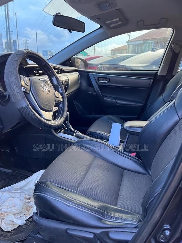 Toyota Corolla 2017 Black