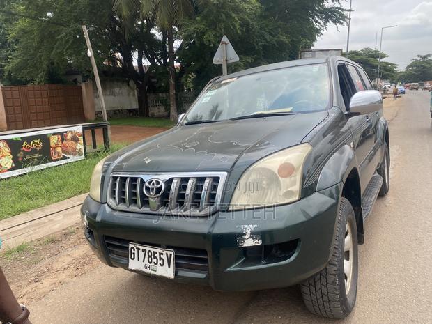 Toyota Land Cruiser Prado 2004 Green