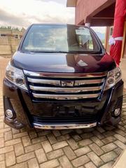 Toyota Noah 2.0 AWD (7 Seater) 2014 Purple for sale