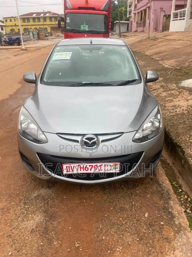 Mazda Demio 2012 Silver