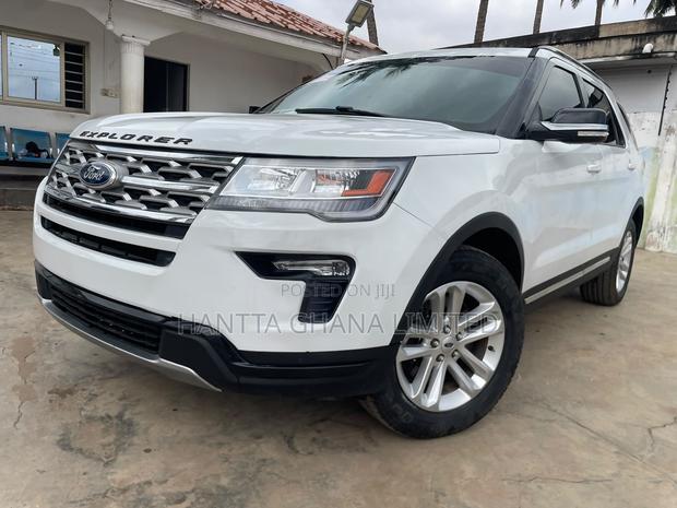Ford Explorer XLT 4dr 4x4 (2.3L 4cyl 6A) 2017 White
