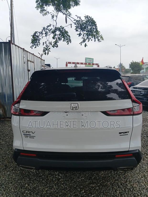 Honda CR-V 2023 White