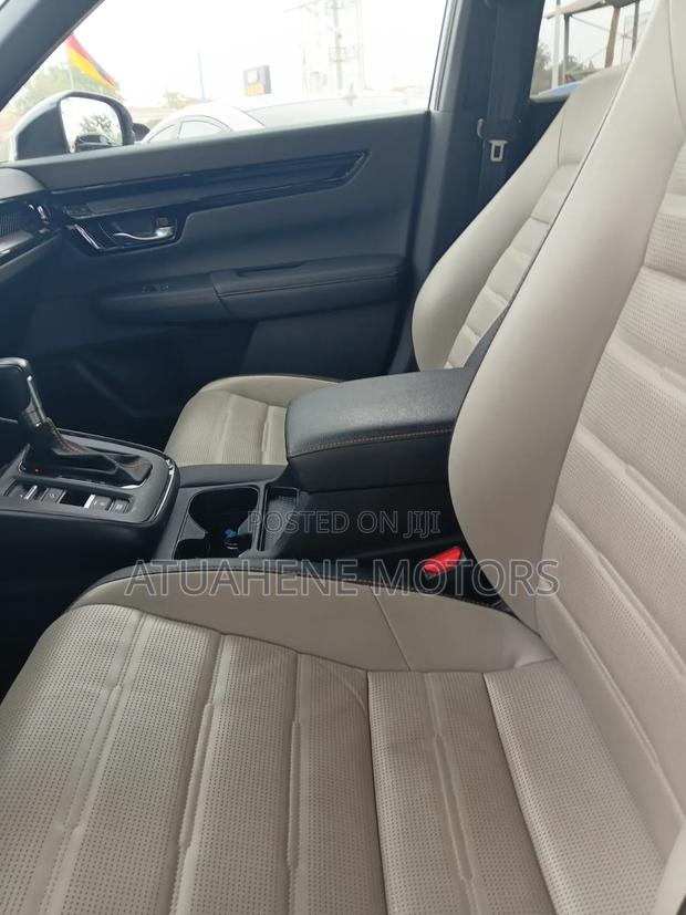 Honda CR-V 2023 White