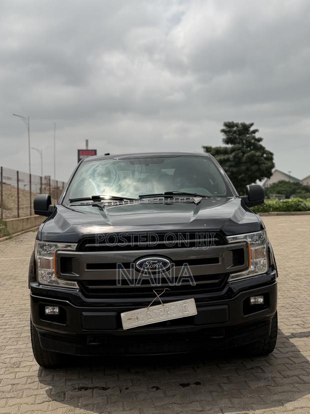 Ford F-150 2018 Black