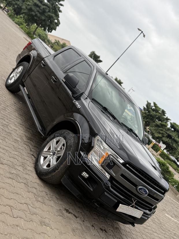 Ford F-150 2018 Black